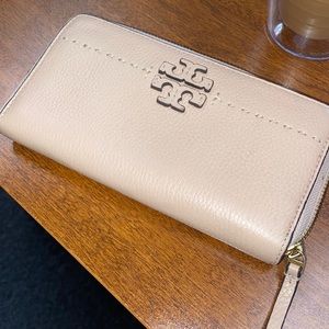 Tory Burch McGraw Zip Leather Continental Wallet